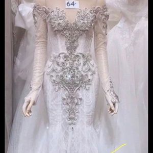 Wedding dress
